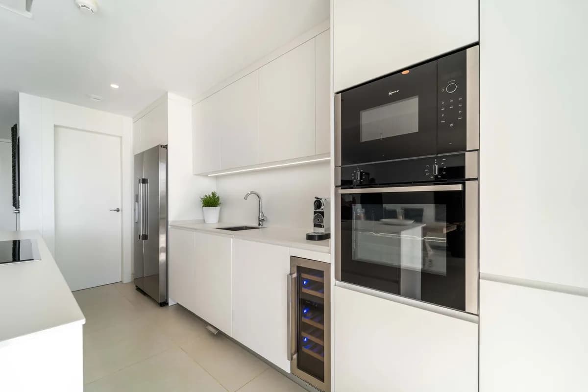 2 Bedroom Ground Floor Apartment for Sale in Fuengirola, Málaga - Image 7