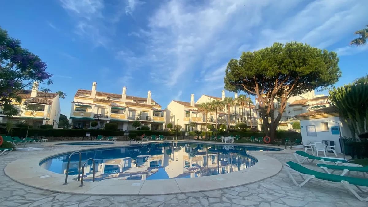 3 Bedroom Penthouse Duplex for Sale in Marbesa, Málaga