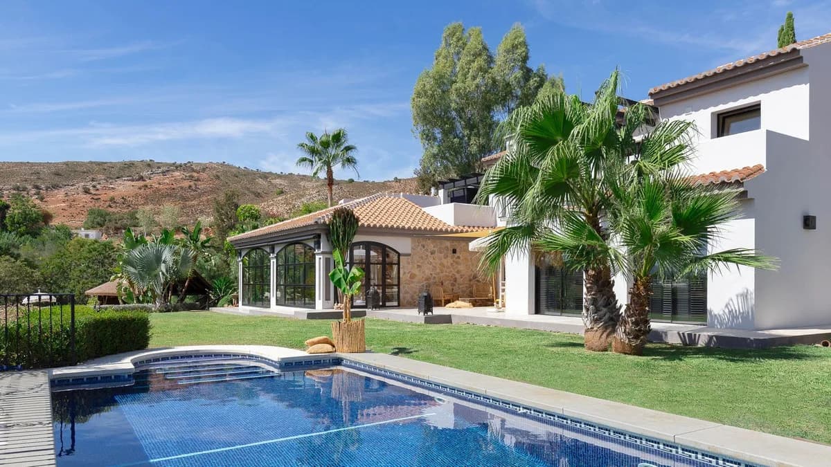 5 Bedroom Finca - Cortijo for Sale in Alhaurín de la Torre, Málaga - Image 5