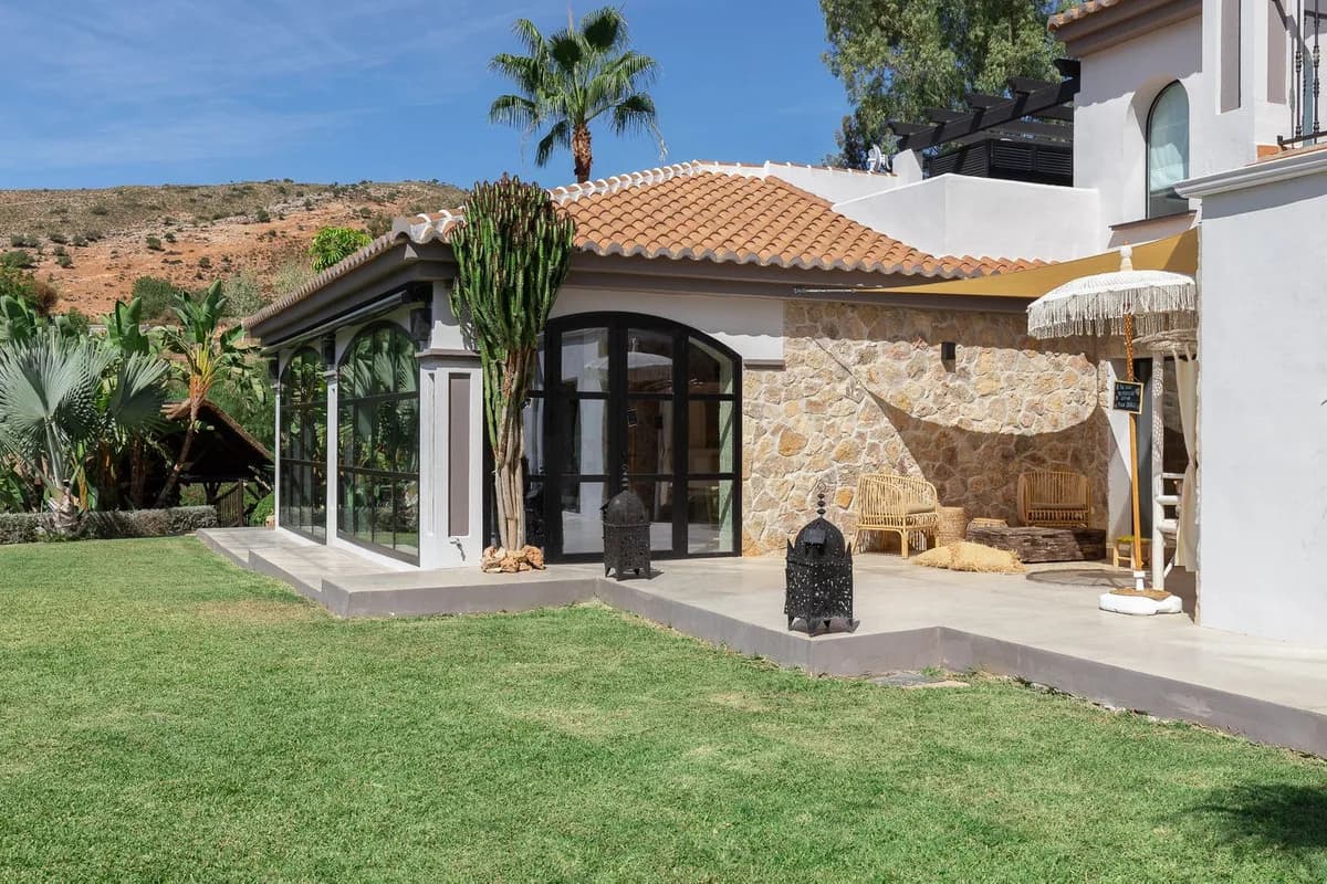 5 Bedroom Finca - Cortijo for Sale in Alhaurín de la Torre, Málaga - Image 6