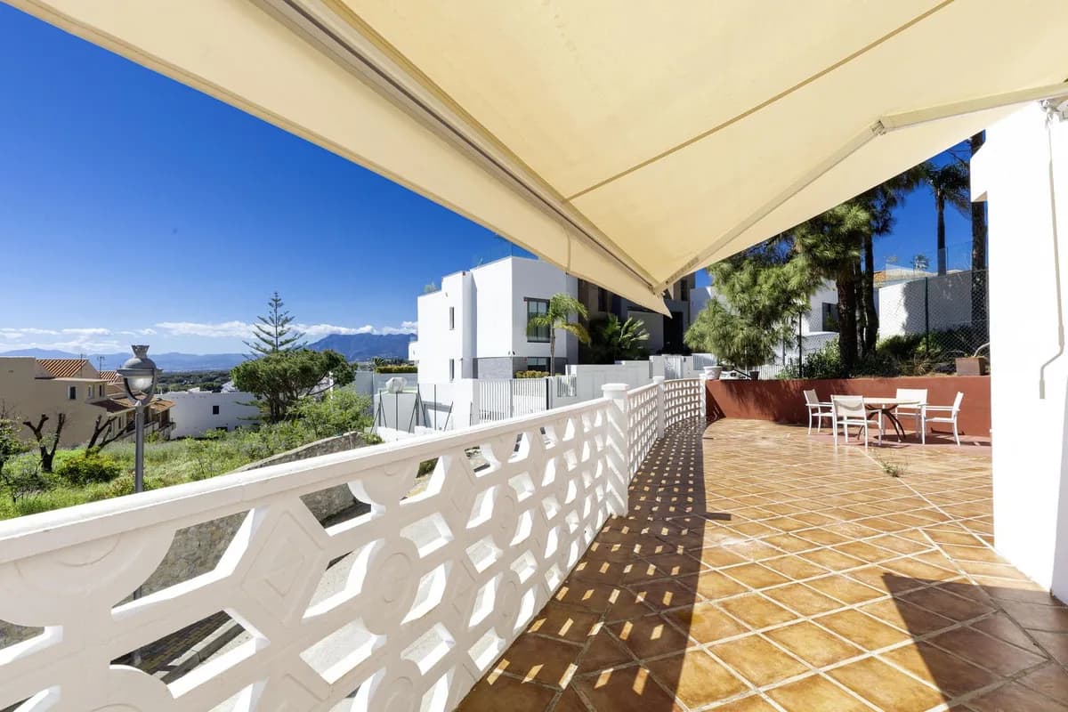 3 Bedroom Detached Villa for Sale in Marbella, Málaga - Image 6