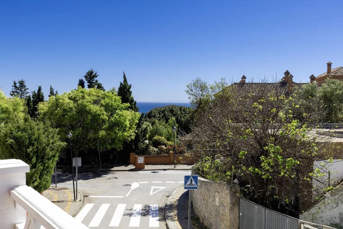 3 Bedroom Detached Villa for Sale in Marbella, Málaga - Image 7