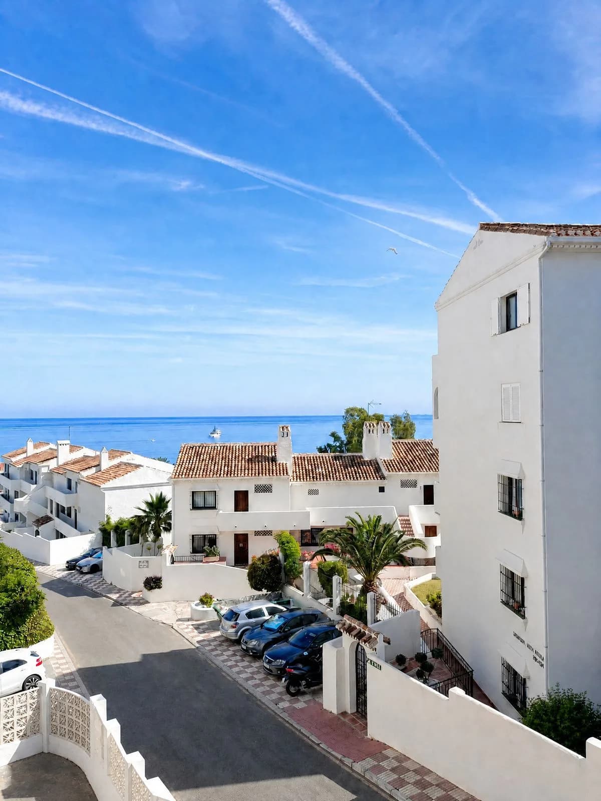 Middle Floor Studio for Sale in Benalmadena, Málaga