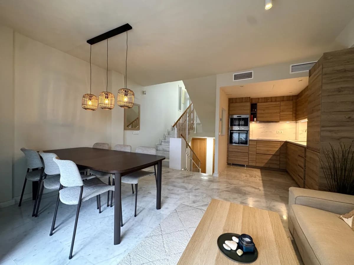 3 Bedroom Townhouse for Sale in Riviera del Sol, Málaga - Image 7