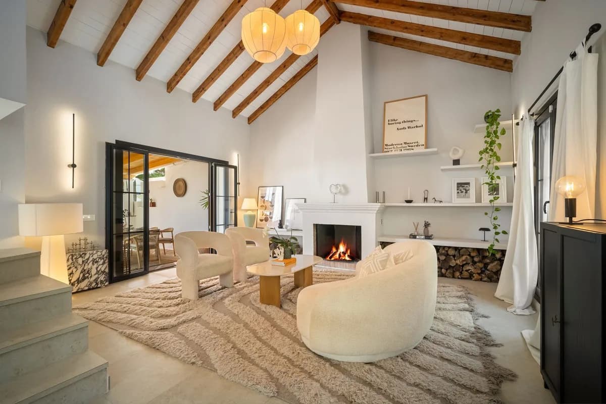 4 Bedroom Townhouse for Sale in Marbella, Málaga - Image 8