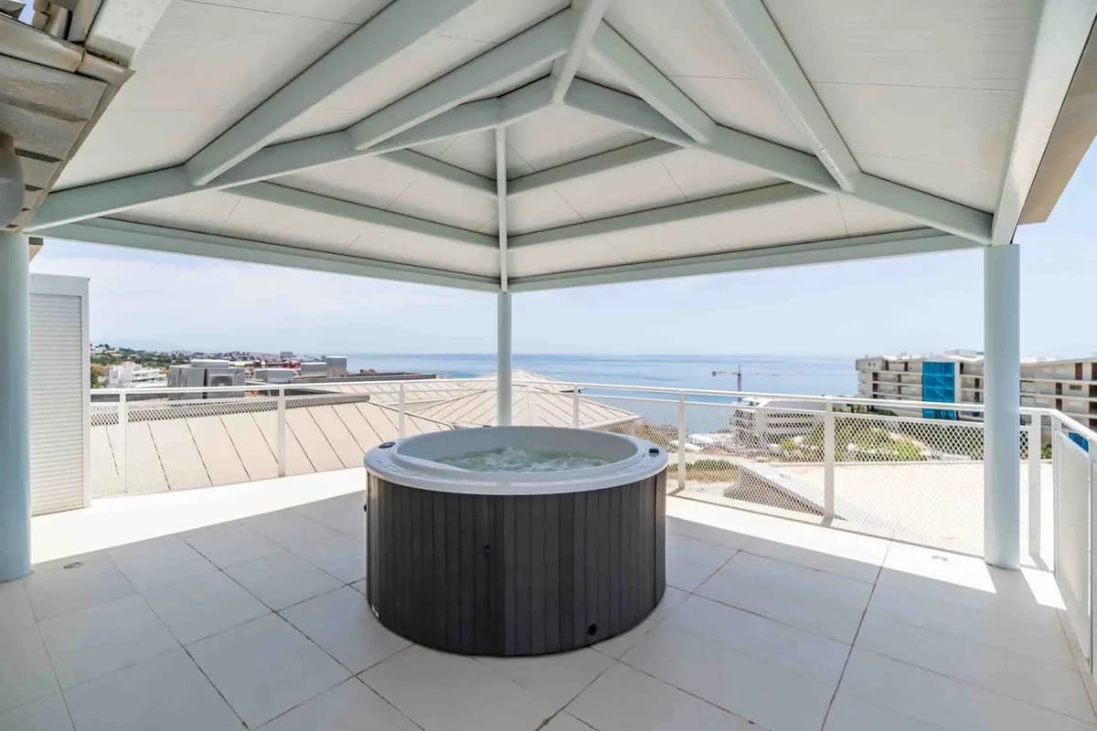 3 Bedroom Penthouse for Sale in Fuengirola, Málaga - Image 2