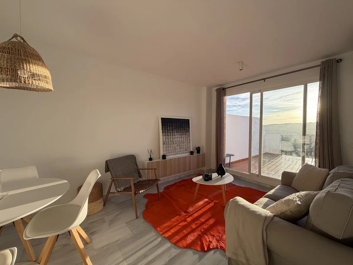 2 Bedroom Penthouse for Sale in Doña Julia, Málaga - Image 4