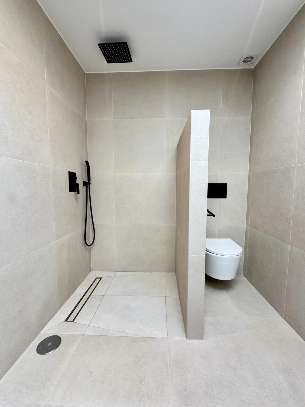 3 Bedroom Penthouse for Sale in La Quinta, Málaga - Image 9