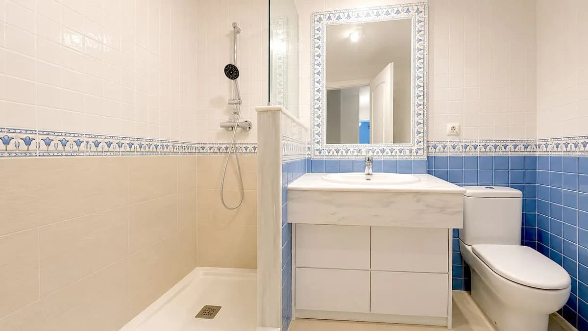 2 Bedroom Ground Floor Apartment for Sale in San Pedro de Alcántara, Málaga - Image 7