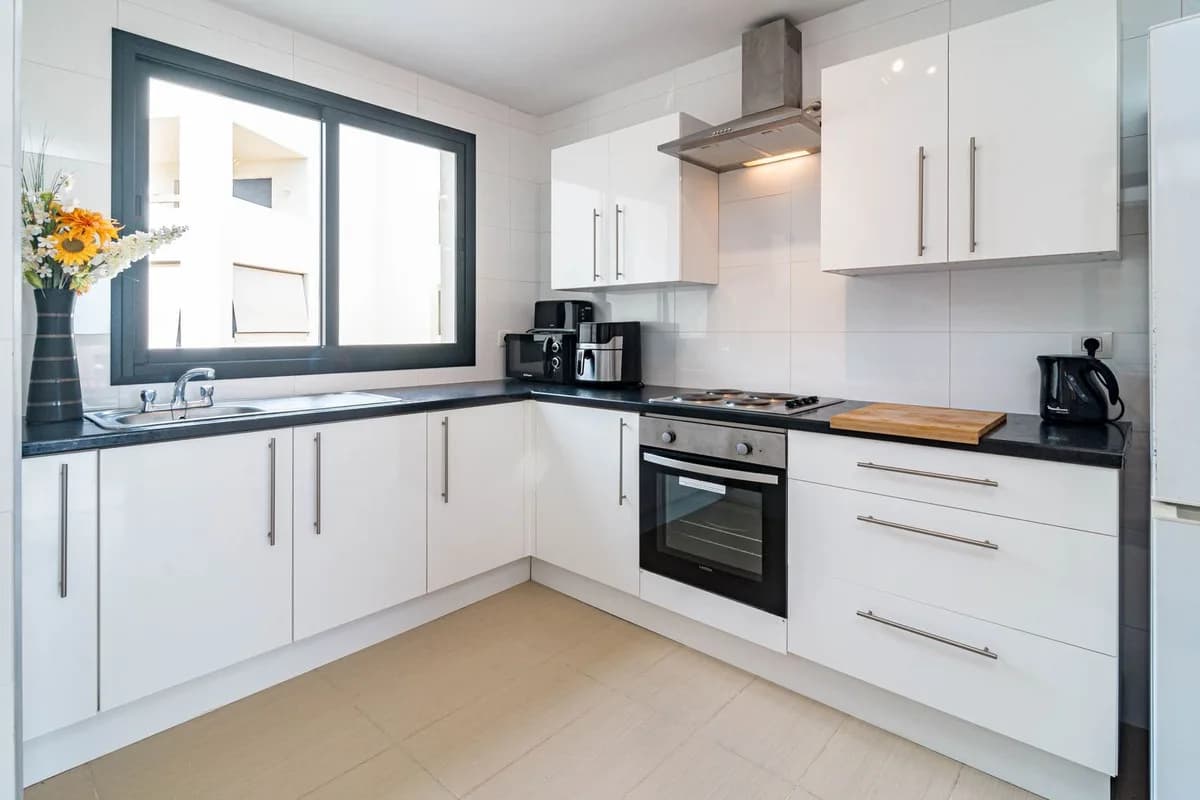 2 Bedroom Penthouse for Sale in Selwo, Málaga - Image 6