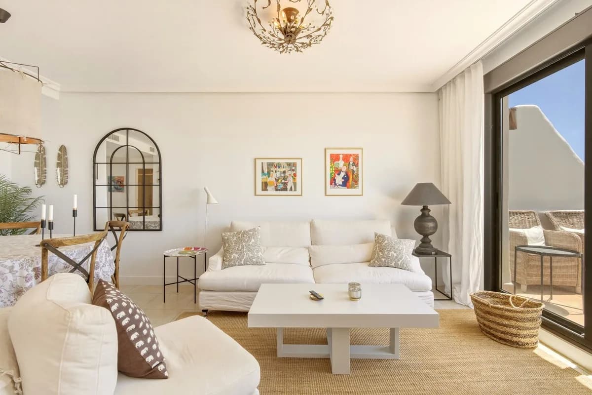 3 Bedroom Townhouse for Sale in Estepona, Málaga - Image 9