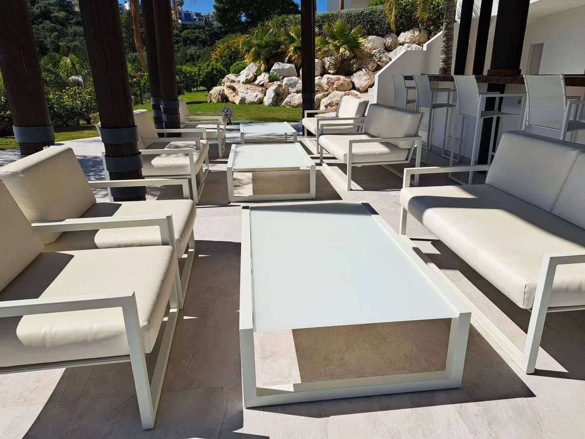 3 Bedroom Ground Floor Apartment for Sale in Atalaya, Málaga - Image 5