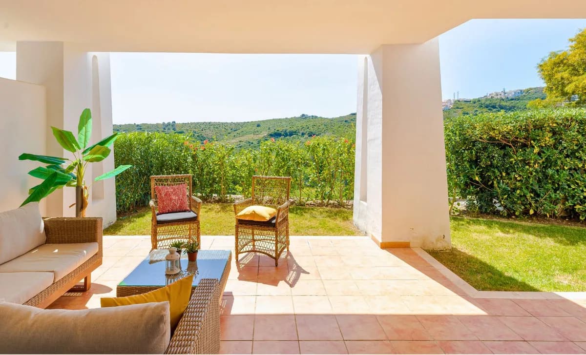 3 Bedroom Ground Floor Apartment for Sale in Casares Playa, Málaga - Image 6
