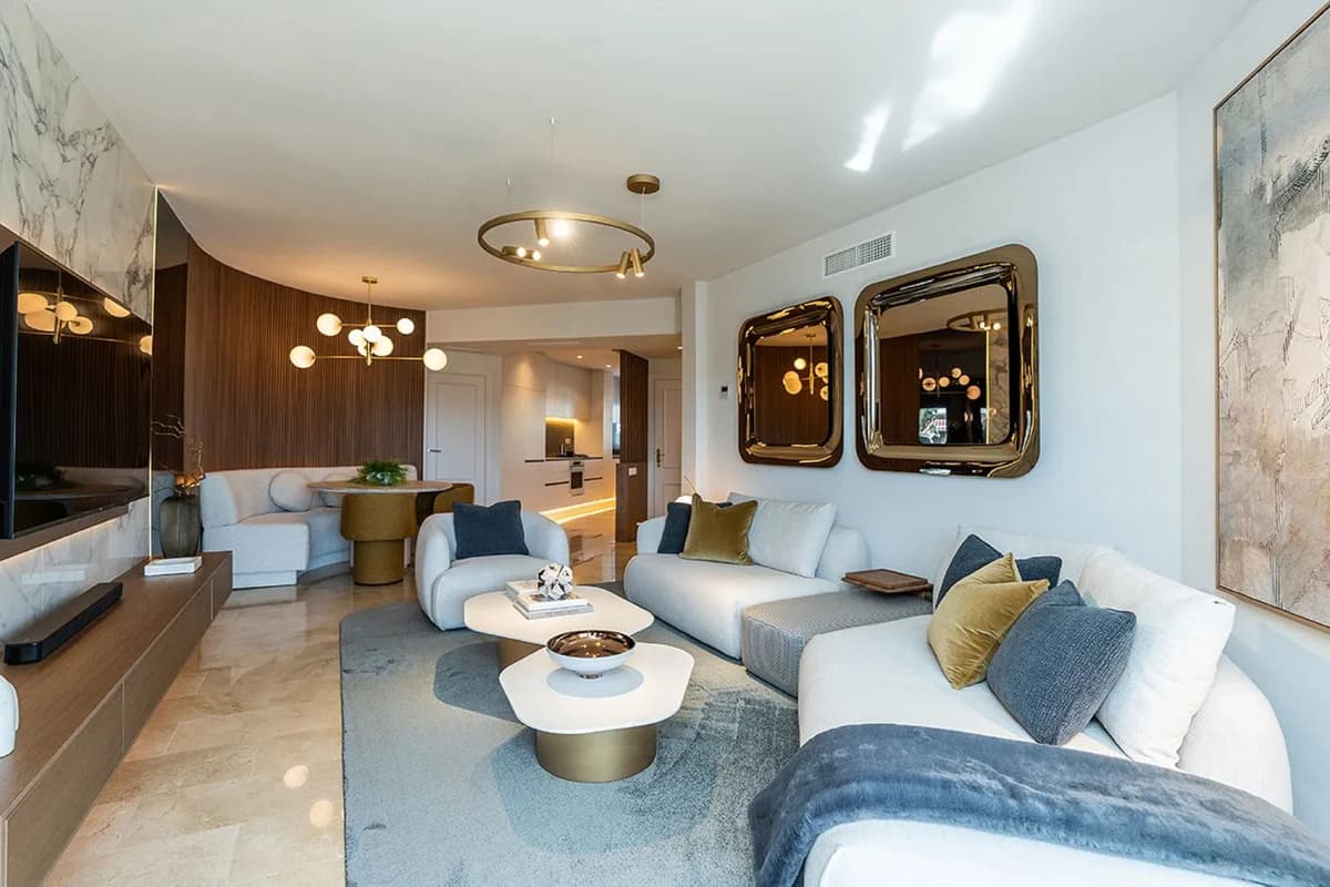 2 Bedroom Middle Floor Apartment for Sale in Bel Air, Málaga - Image 7