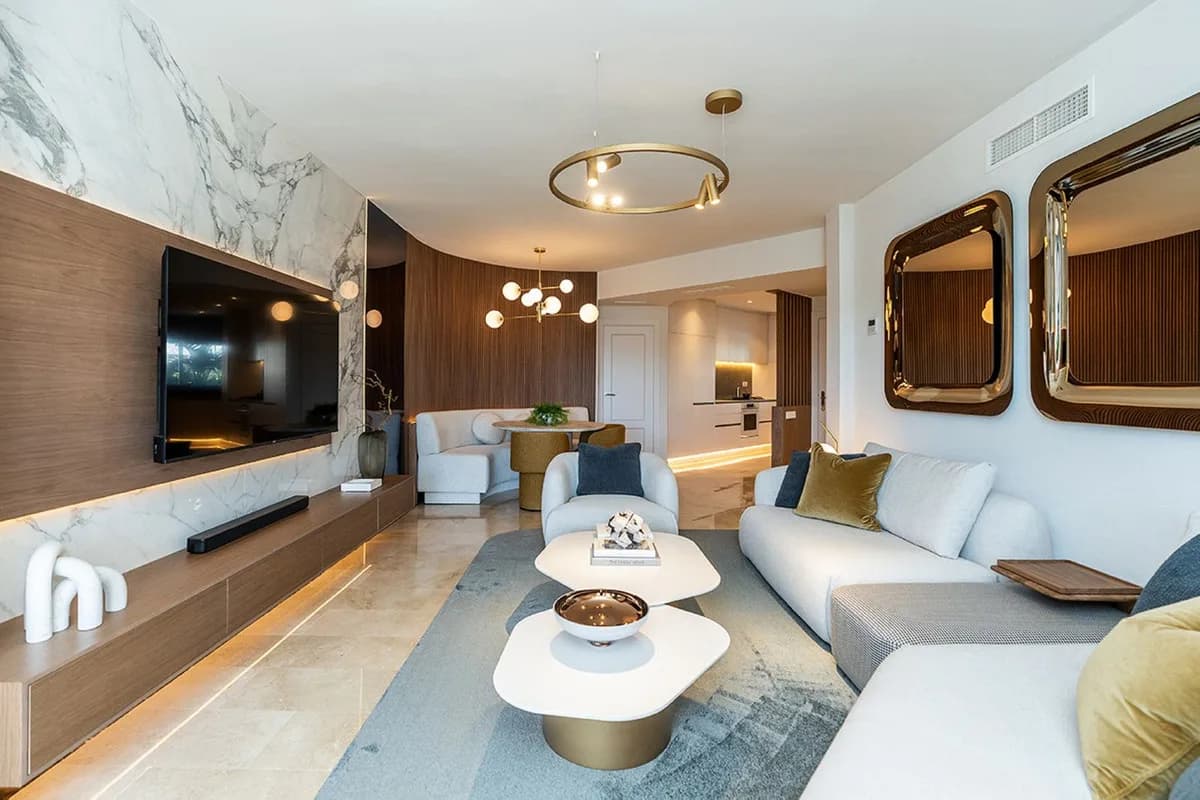 2 Bedroom Middle Floor Apartment for Sale in Bel Air, Málaga - Image 8