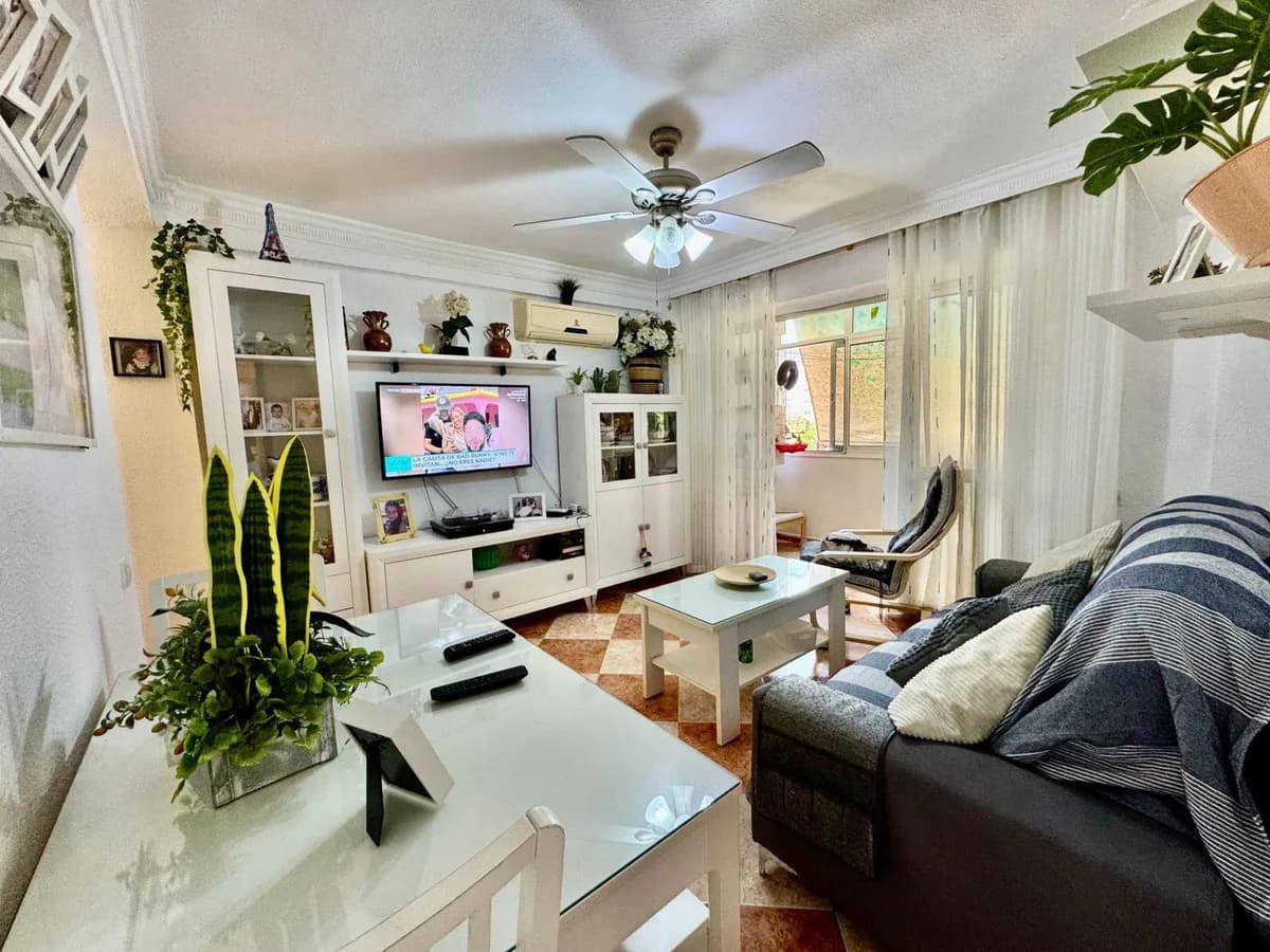 3 Bedroom Middle Floor Apartment for Sale in Nuevo San Andrés, Málaga - Image 8
