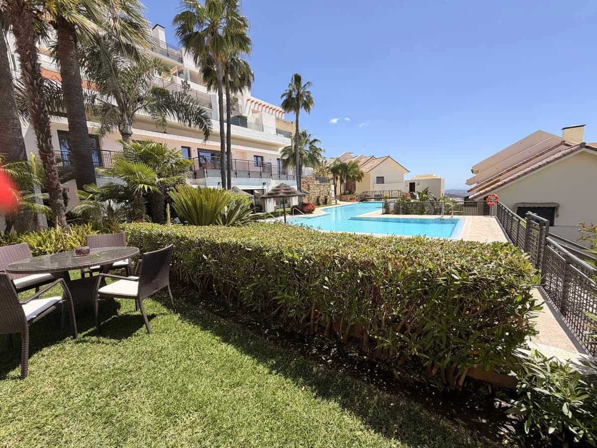 2 Bedroom Ground Floor Apartment for Sale in Altos de los Monteros, Málaga - Image 2