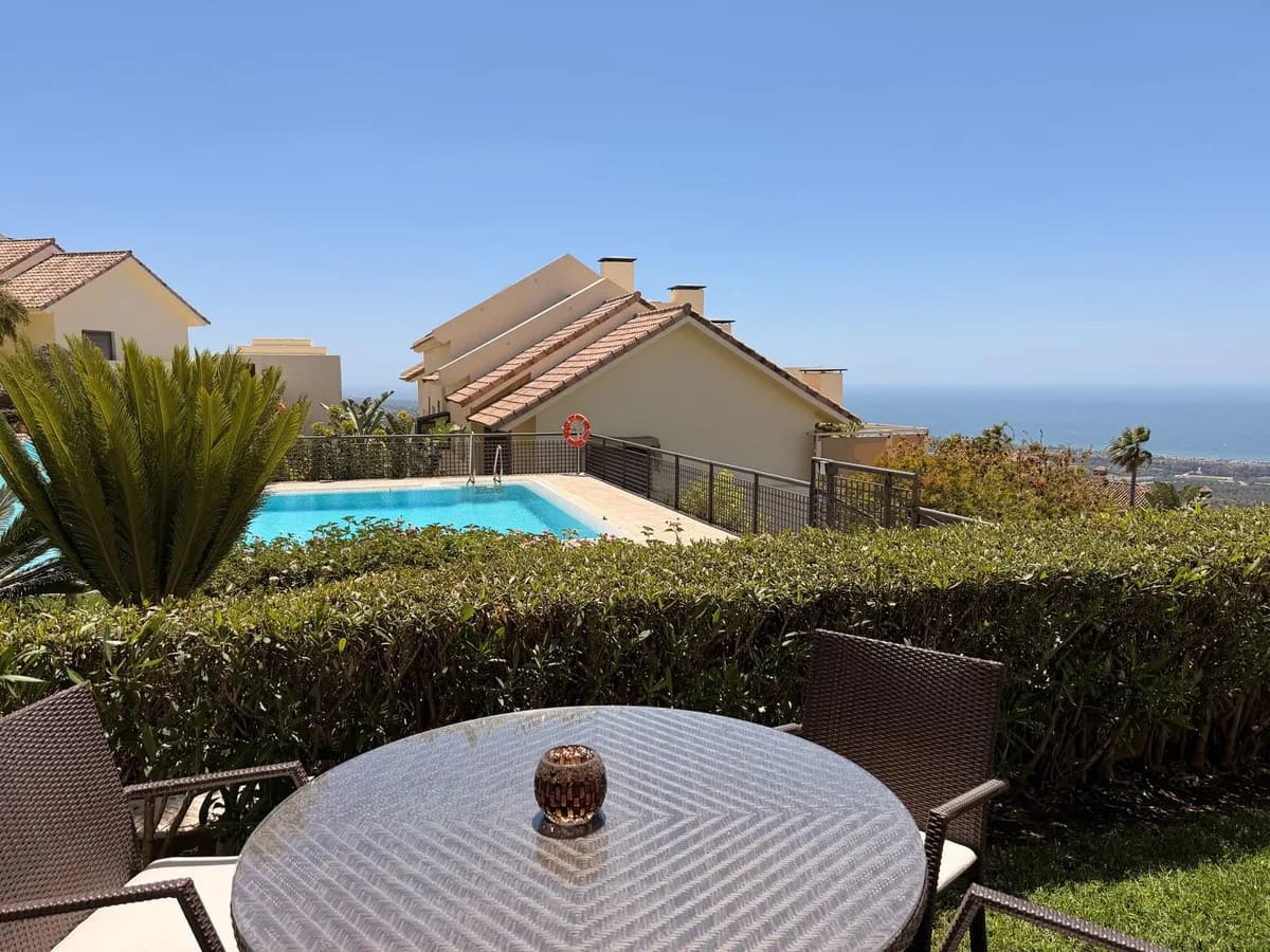 2 Bedroom Ground Floor Apartment for Sale in Altos de los Monteros, Málaga - Image 4
