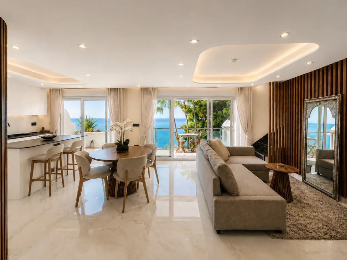 2 Bedroom Penthouse Duplex for Sale in Estepona, Málaga