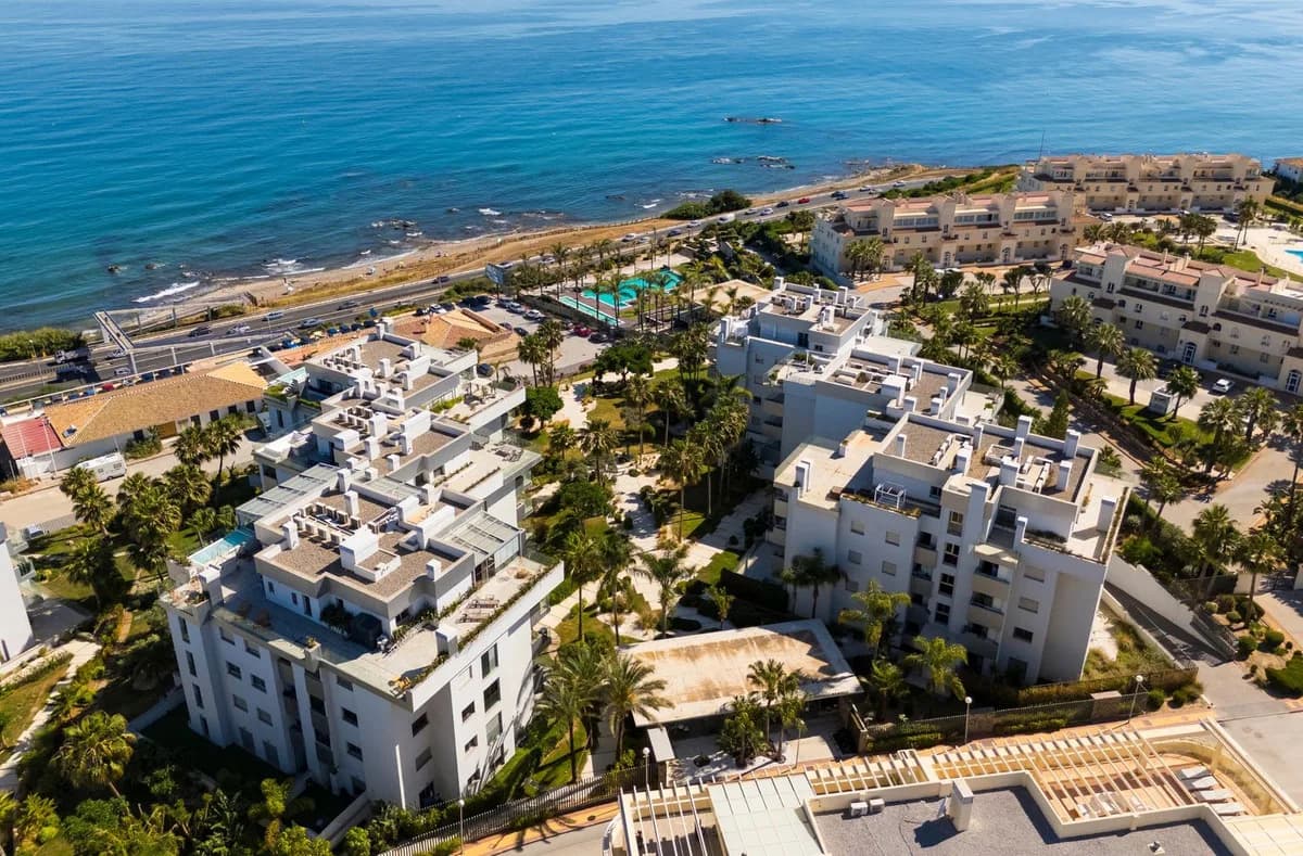 3 Bedroom Ground Floor Apartment for Sale in Mijas Costa, Málaga