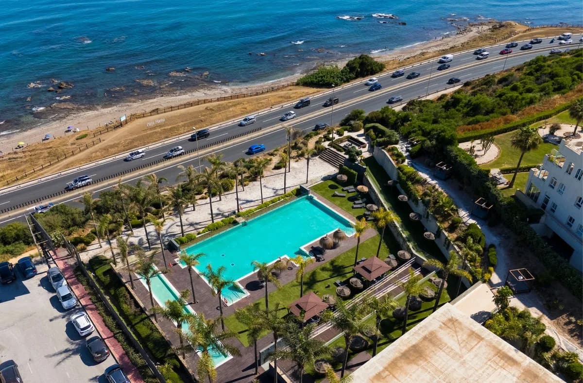 3 Bedroom Ground Floor Apartment for Sale in Mijas Costa, Málaga - Image 2