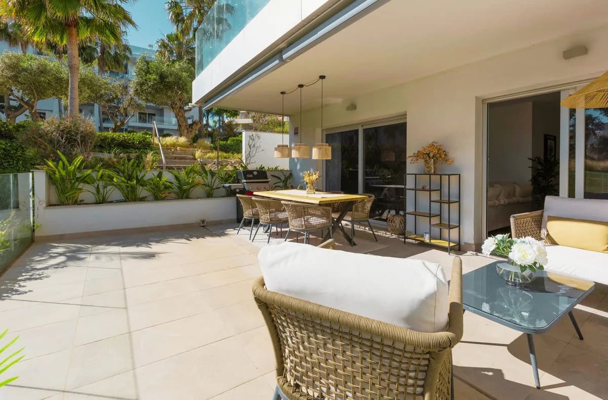 3 Bedroom Ground Floor Apartment for Sale in Mijas Costa, Málaga - Image 5