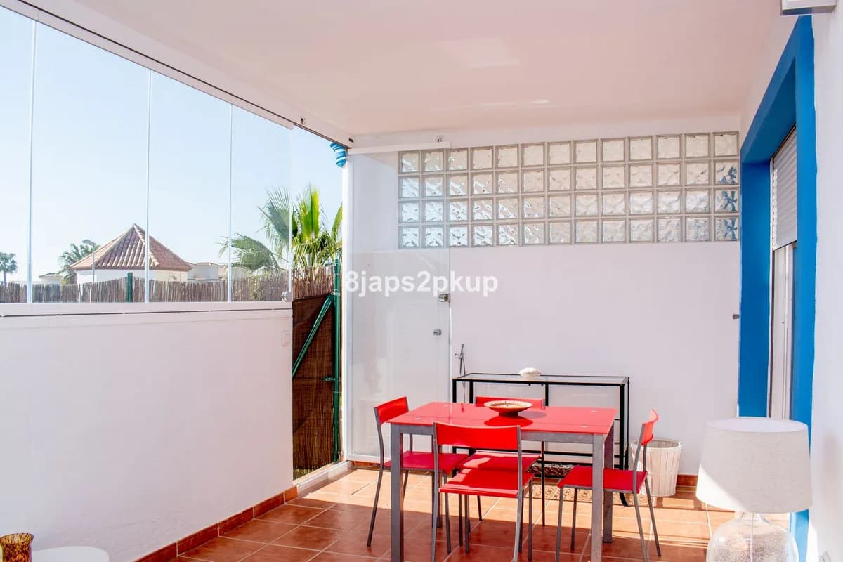 2 Bedroom Ground Floor Apartment for Sale in Estepona, Málaga - Image 9