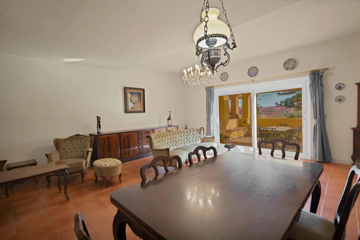 4 Bedroom Townhouse for Sale in Estepona, Málaga - Image 9