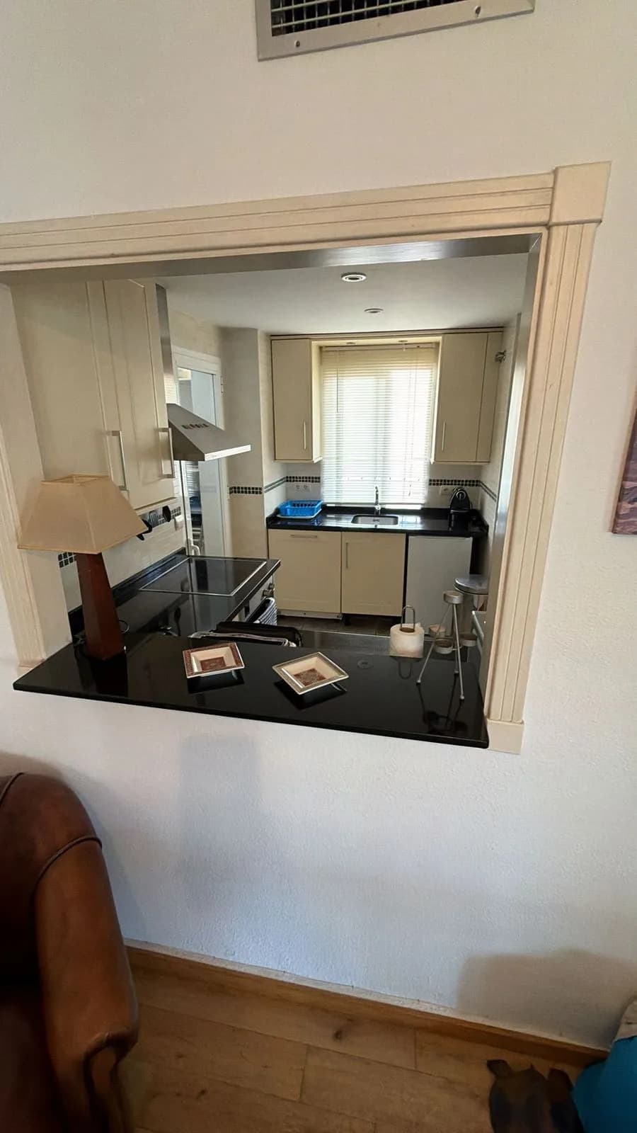 2 Bedroom Middle Floor Apartment for Sale in Nueva Andalucía, Málaga - Image 7