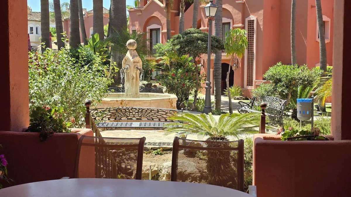 2 Bedroom Ground Floor Apartment for Sale in Puerto Banús, Málaga - Image 4
