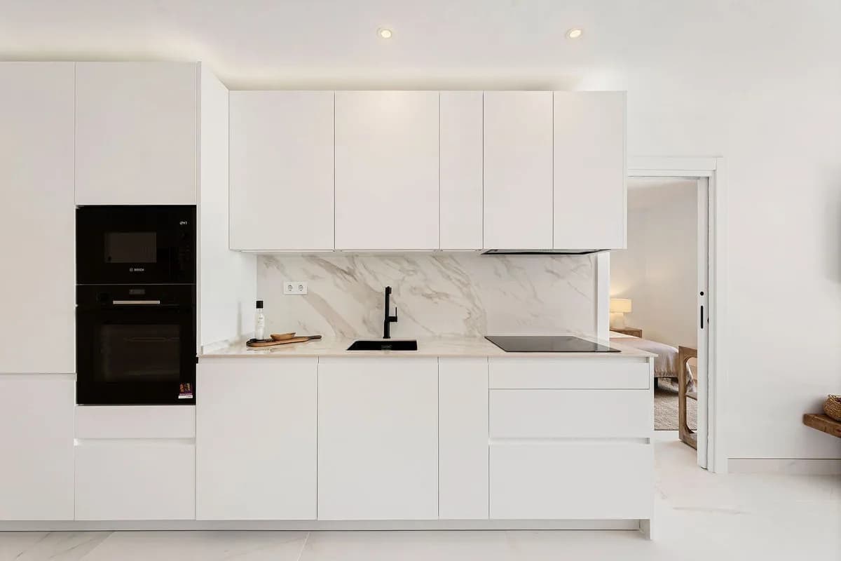 3 Bedroom Penthouse for Sale in Los Arqueros, Málaga - Image 9