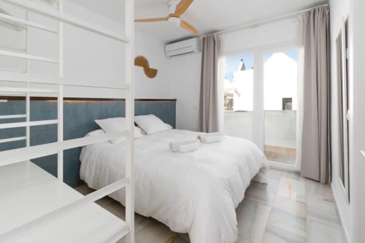 2 Bedroom Townhouse for Sale in Calahonda, Málaga - Image 8