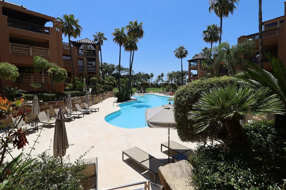 4 Bedroom Ground Floor Apartment for Sale in San Pedro de Alcántara, Málaga - Image 5