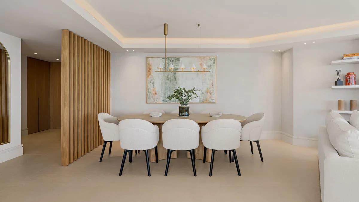 3 Bedroom Middle Floor Apartment for Sale in Puerto Banús, Málaga - Image 7