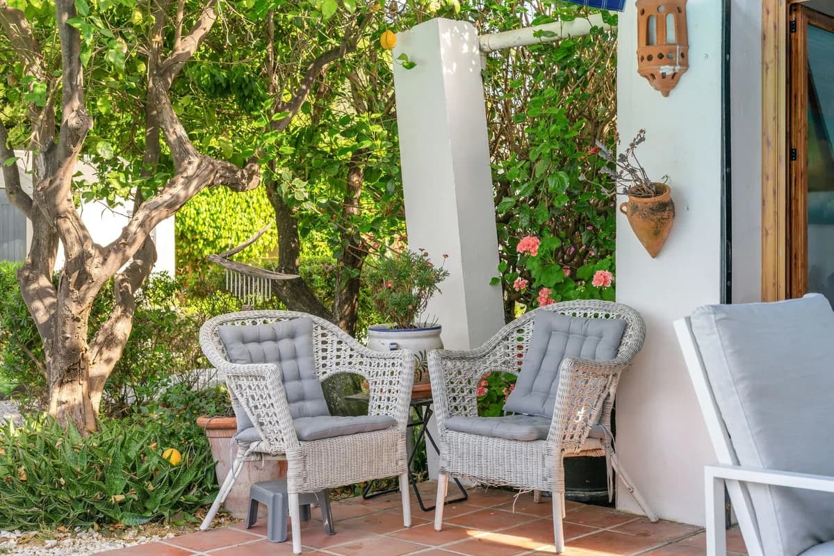 2 Bedroom Finca - Cortijo for Sale in Estepona, Málaga - Image 3
