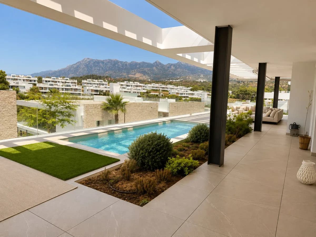 4 Bedroom Ground Floor Apartment for Sale in Santa Clara, Málaga - Image 6