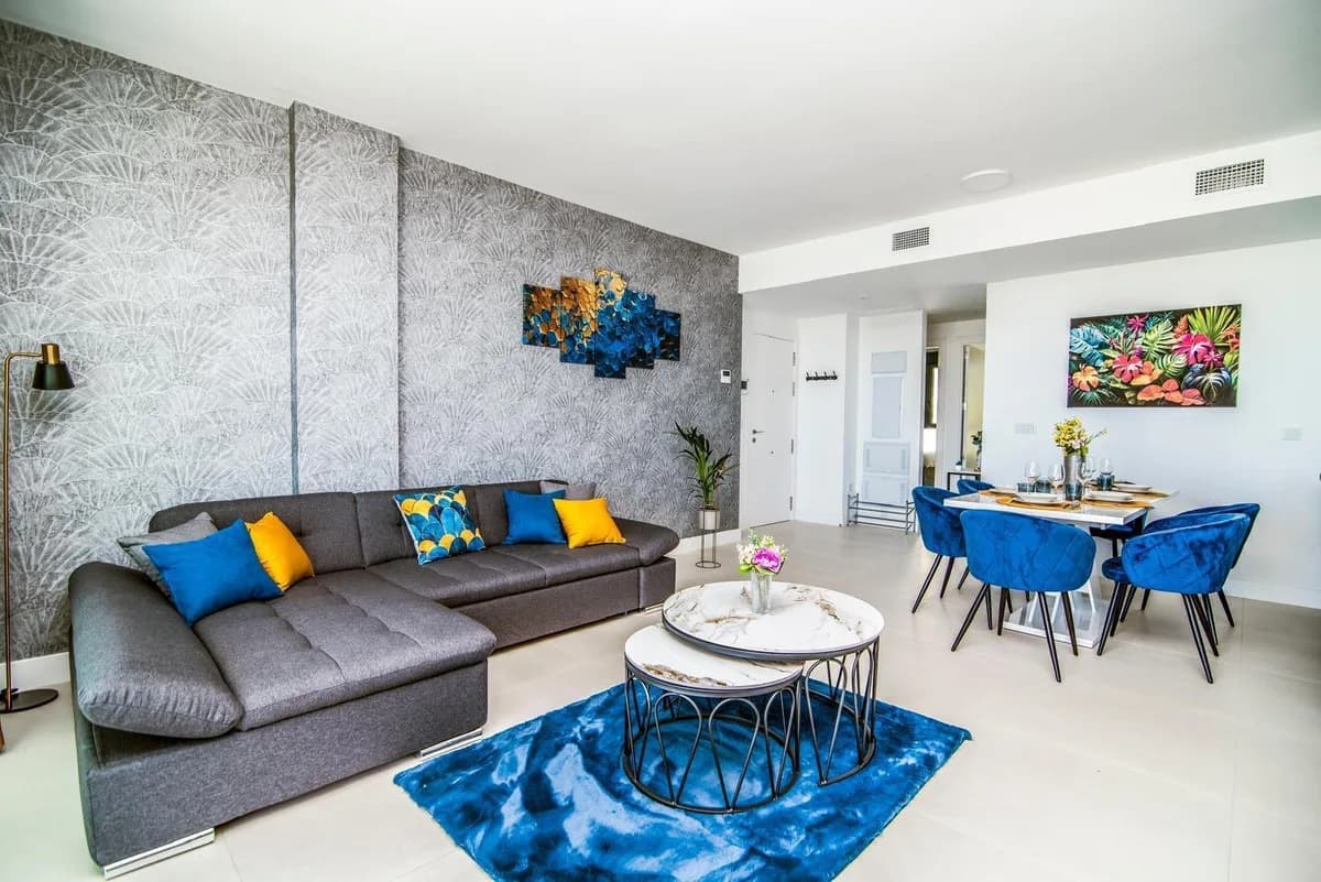 3 Bedroom Ground Floor Apartment for Sale in Fuengirola, Málaga - Image 7