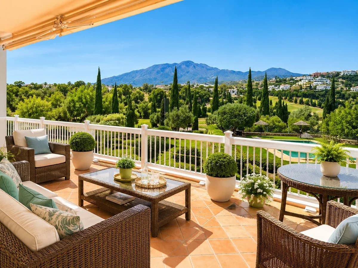 3 Bedroom Penthouse for Sale in Los Flamingos, Málaga
