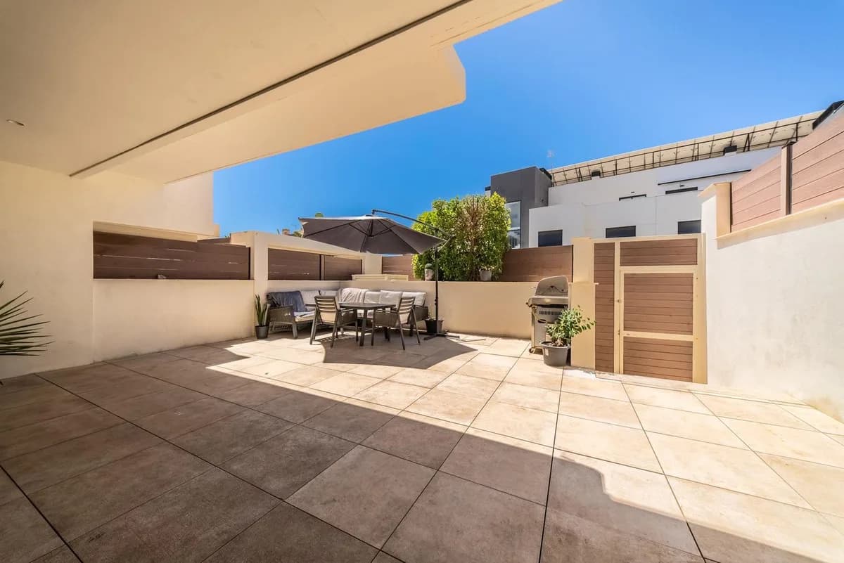 4 Bedroom Townhouse for Sale in La Cala de Mijas, Málaga - Image 7