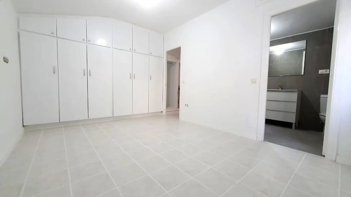 3 Bedroom Detached Villa for Sale in Fuengirola, Málaga - Image 9