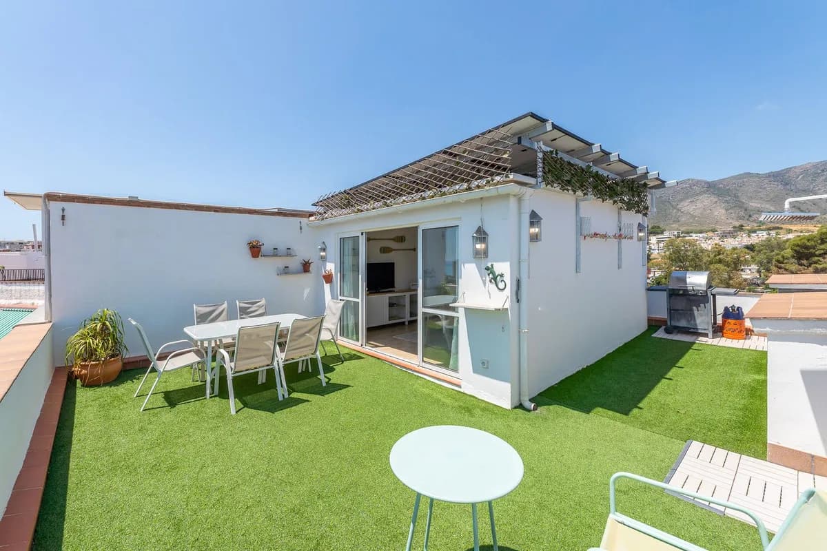 2 Bedroom Penthouse Duplex for Sale in Torremolinos, Málaga - Image 5