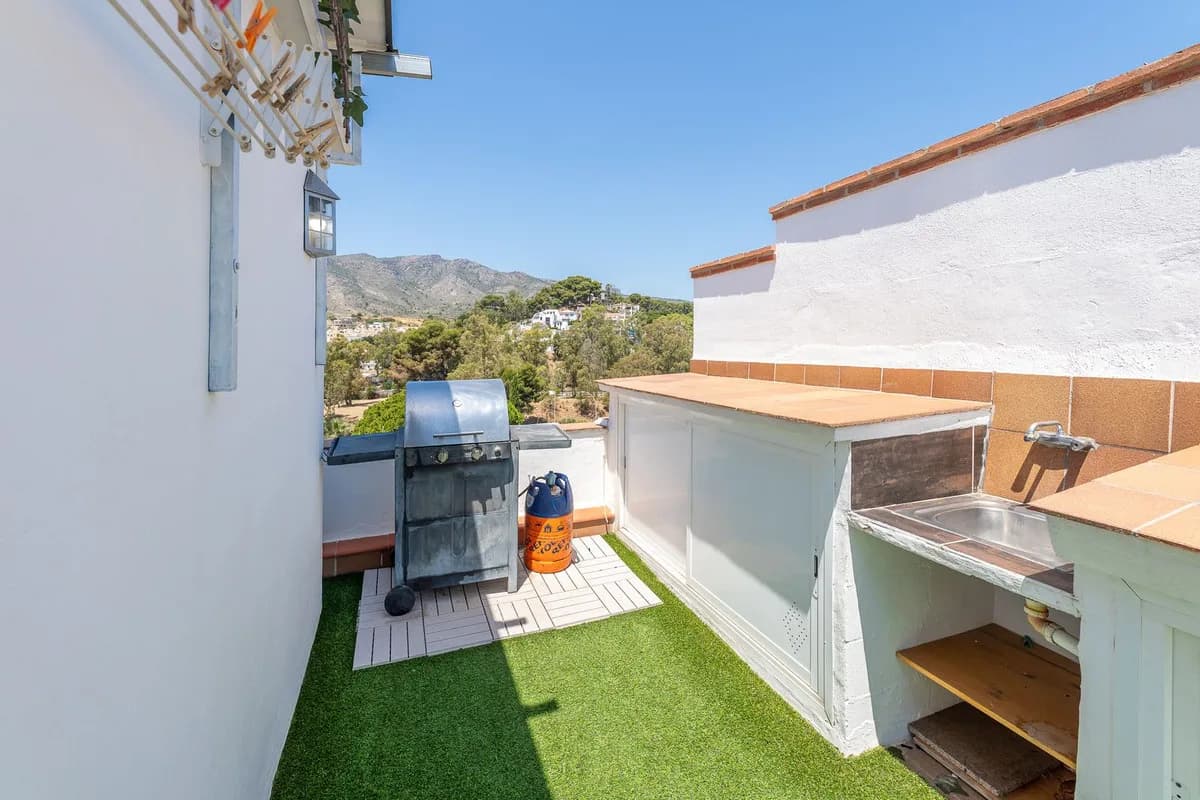 2 Bedroom Penthouse Duplex for Sale in Torremolinos, Málaga - Image 6