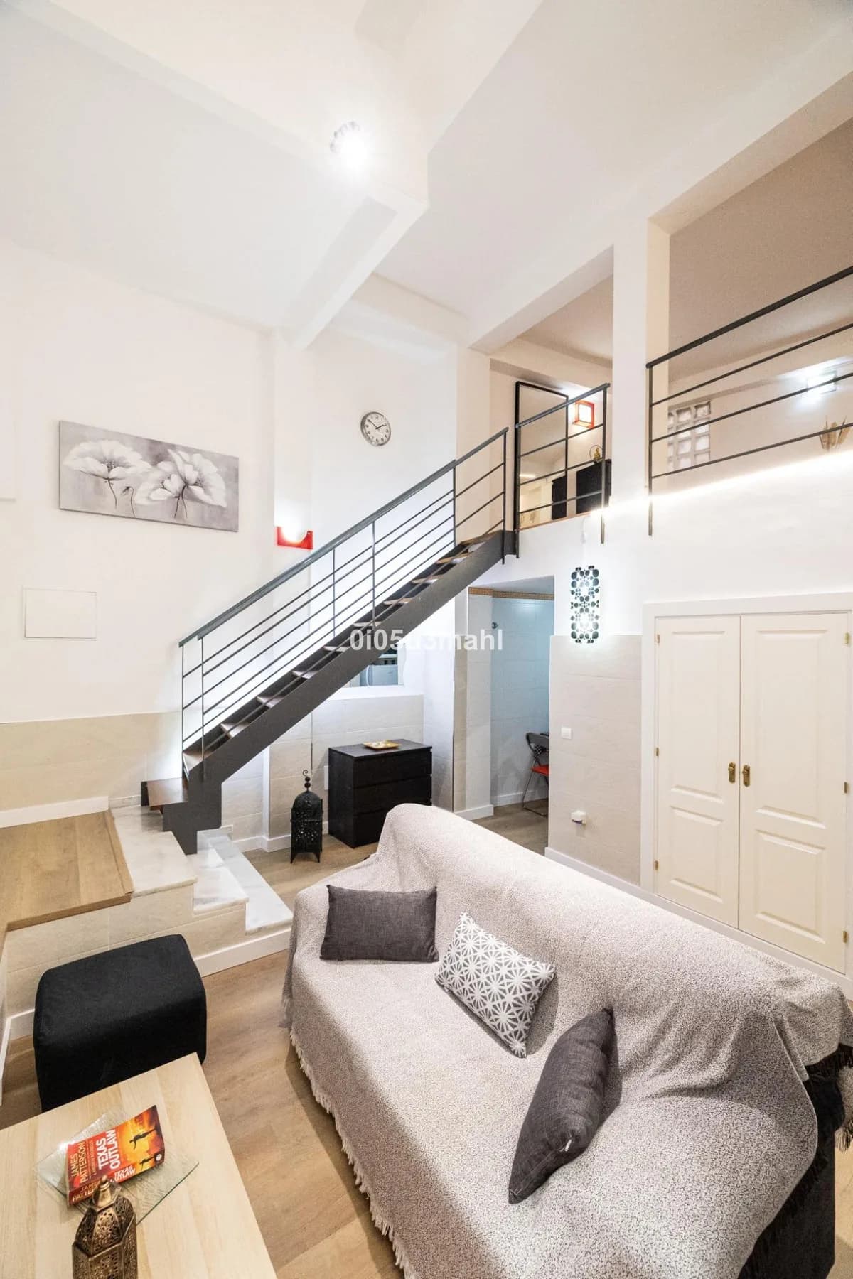 2 Bedroom Ground Floor Apartment for Sale in Centro Histórico, Málaga - Image 7