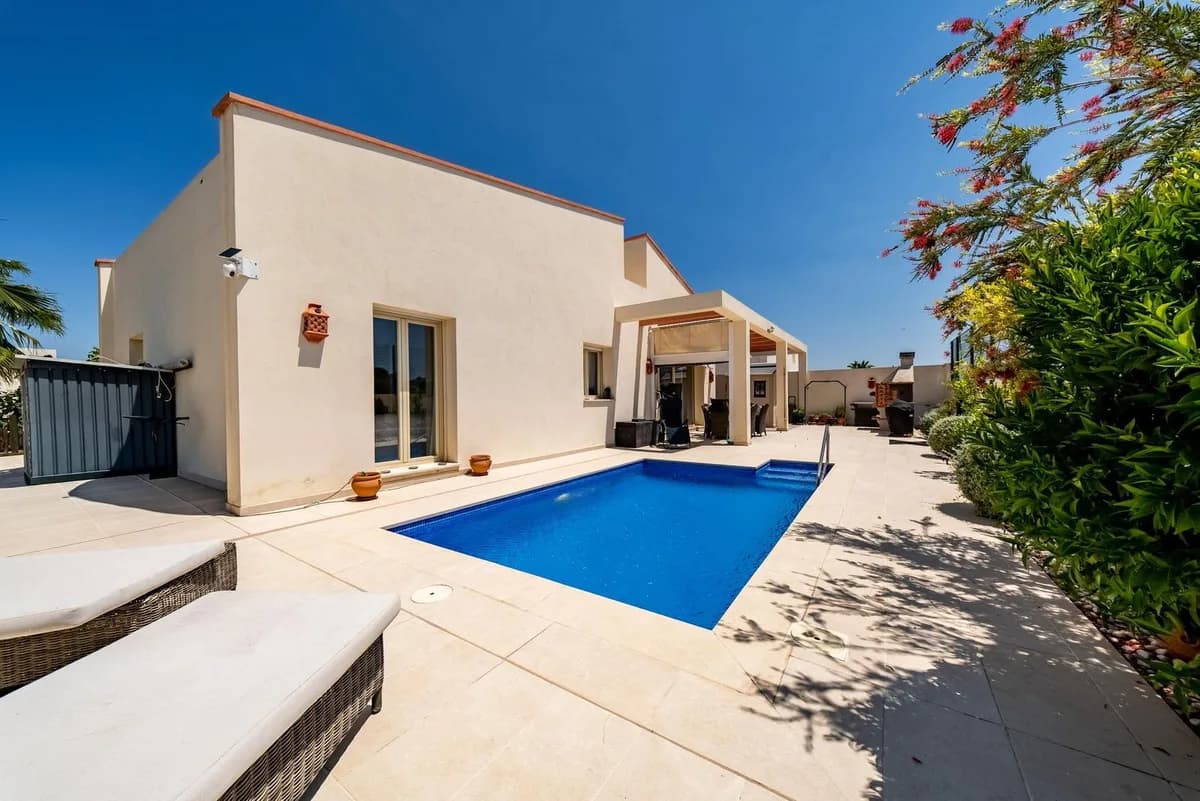 3 Bedroom Detached Villa for Sale in Coín, Málaga