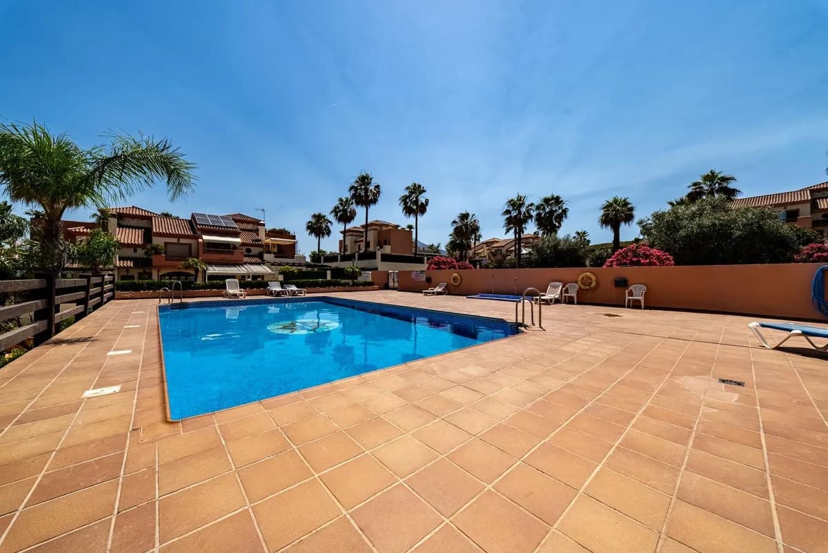 3 Bedroom Detached Villa for Sale in Coín, Málaga - Image 4