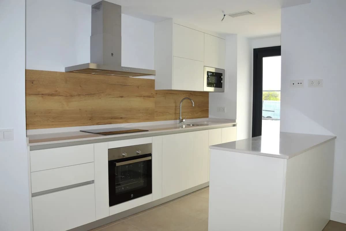2 Bedroom Ground Floor Apartment for Sale in Estepona, Málaga - Image 4