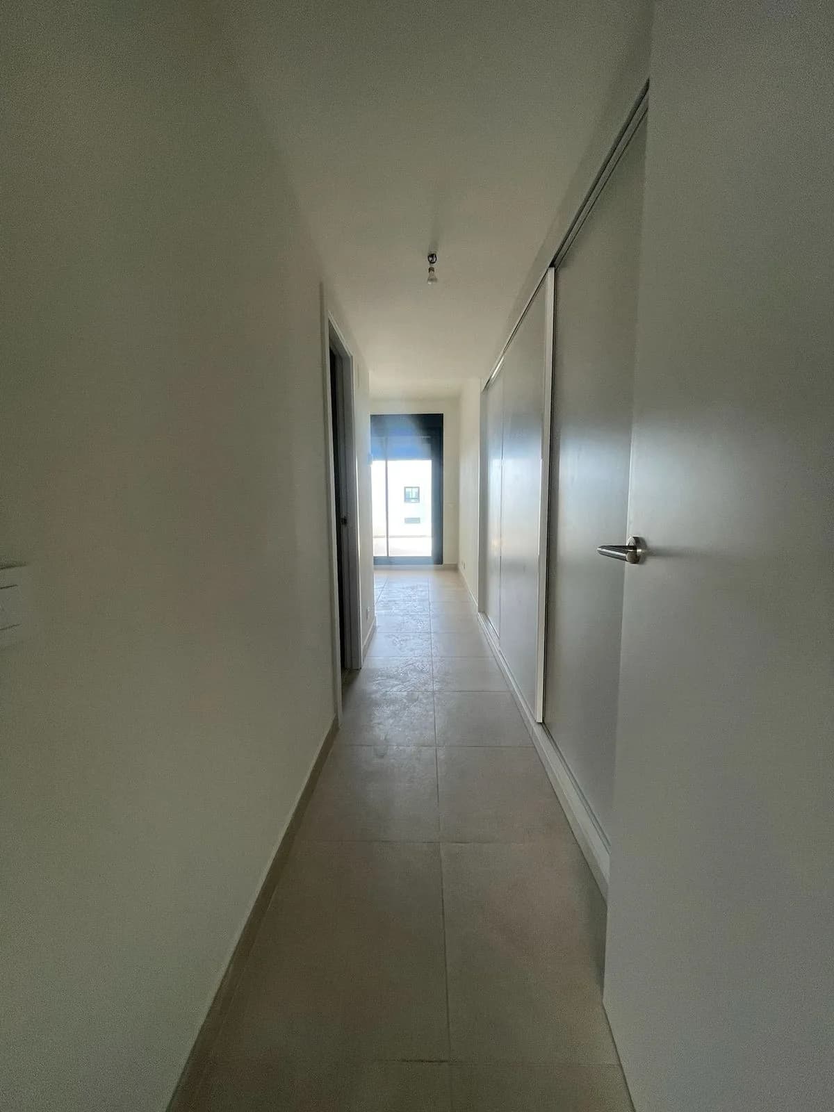 3 Bedroom Ground Floor Apartment for Sale in Benalmadena, Málaga - Image 8