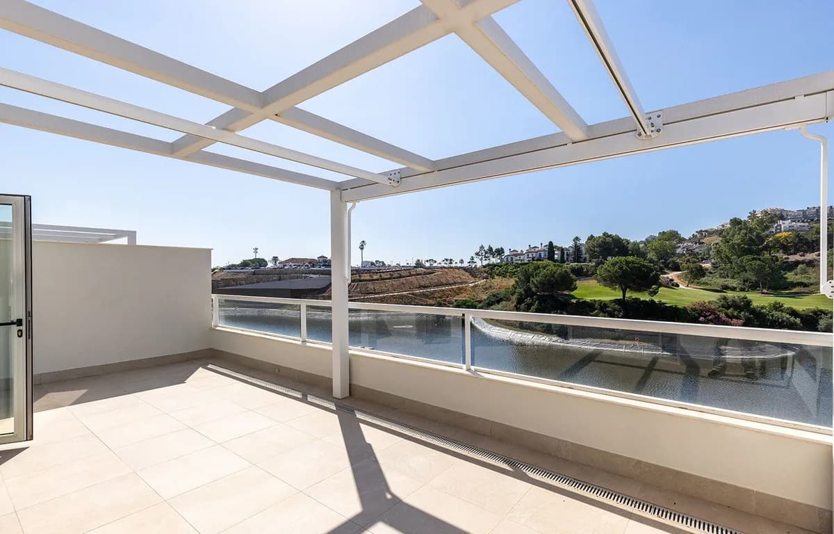 3 Bedroom Penthouse Duplex for Sale in La Cala Golf, Málaga - Image 8
