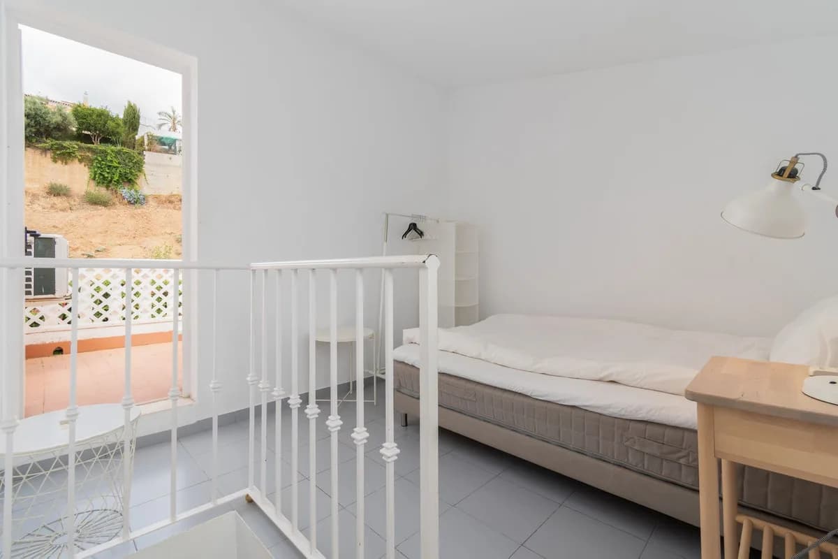 4 Bedroom Townhouse for Sale in Mijas, Málaga - Image 9