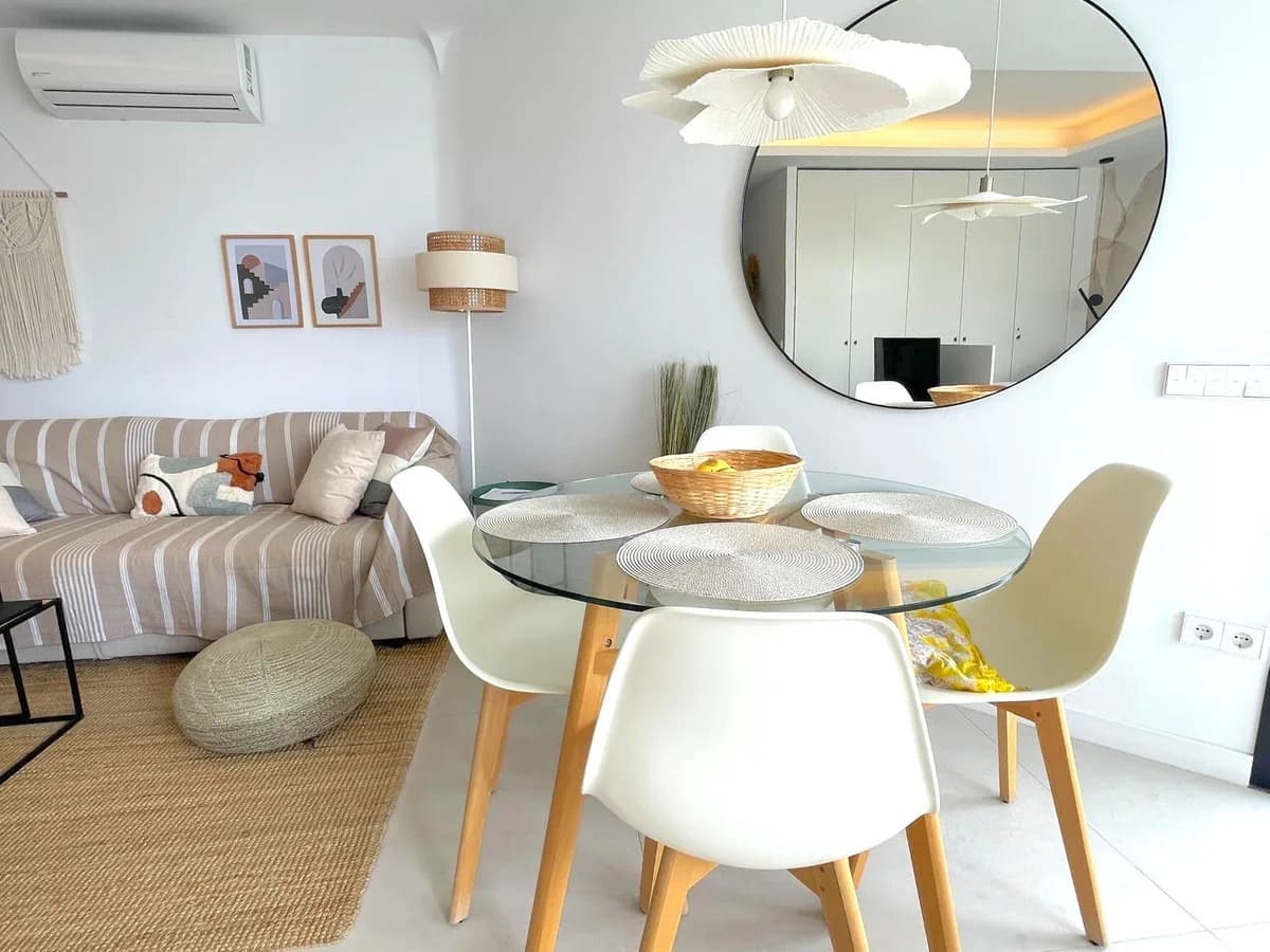 Top Floor Studio for Sale in Marbella, Málaga - Image 5